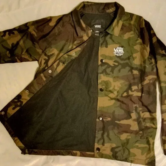 Vans camouflage windbreaker jacket woman/youth size L
